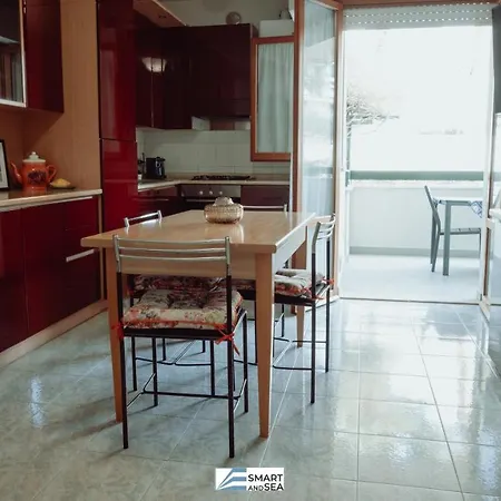 Smart And Sea Gardens *