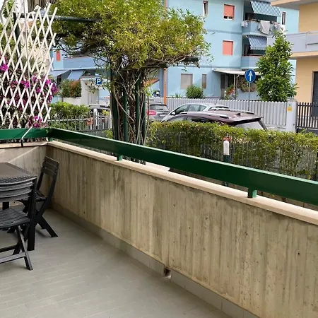 Smart And Sea Gardens Apartment