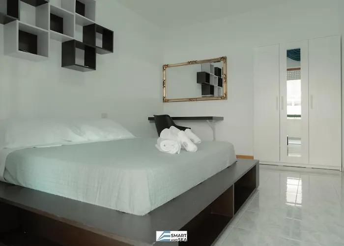 Smart And Sea Gardens